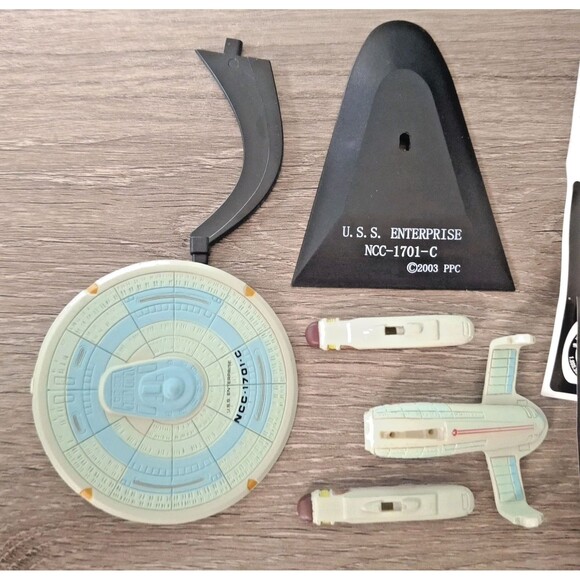 Vintage Star Trek Furuta #13 USS Enterprise NCC-1701-C Vehicle Model/Stand 1/144 - Picture 1 of 11